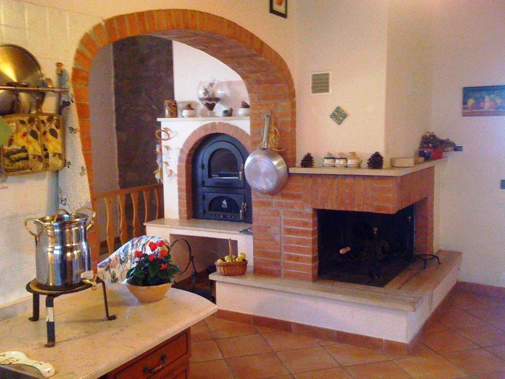 Casale Citerno Apartment Bolsena Exterior foto